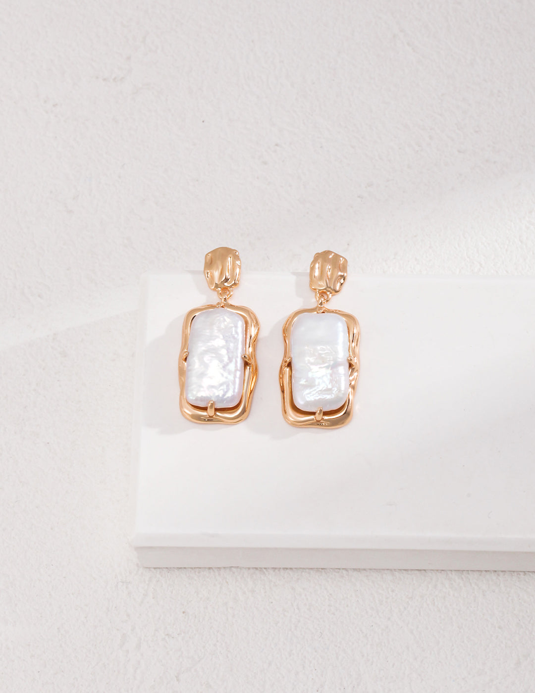 Nature Pearl Earrings