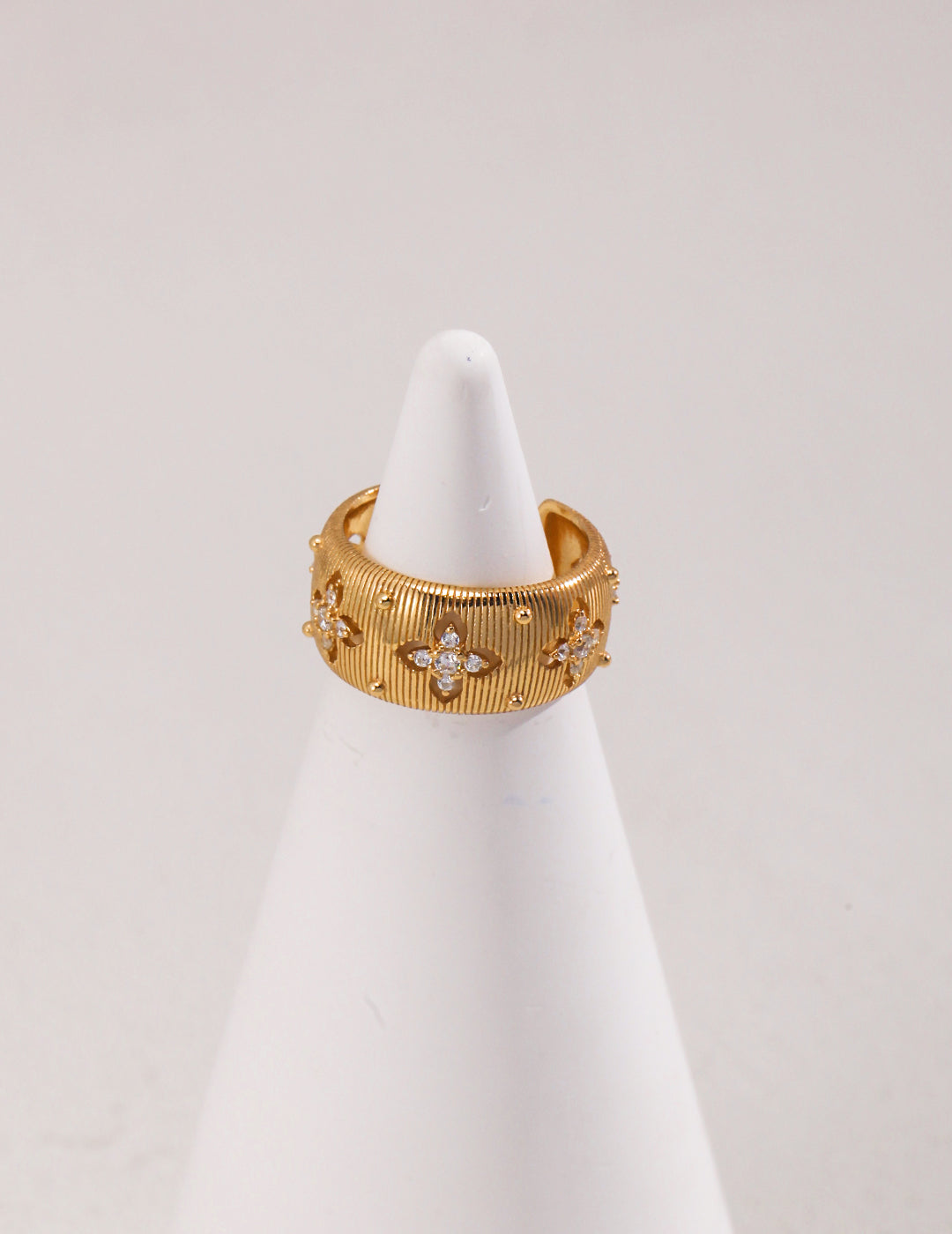 Casual Zircon Ring